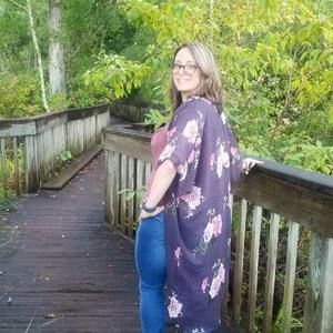 Meet your Posher, Cecilia